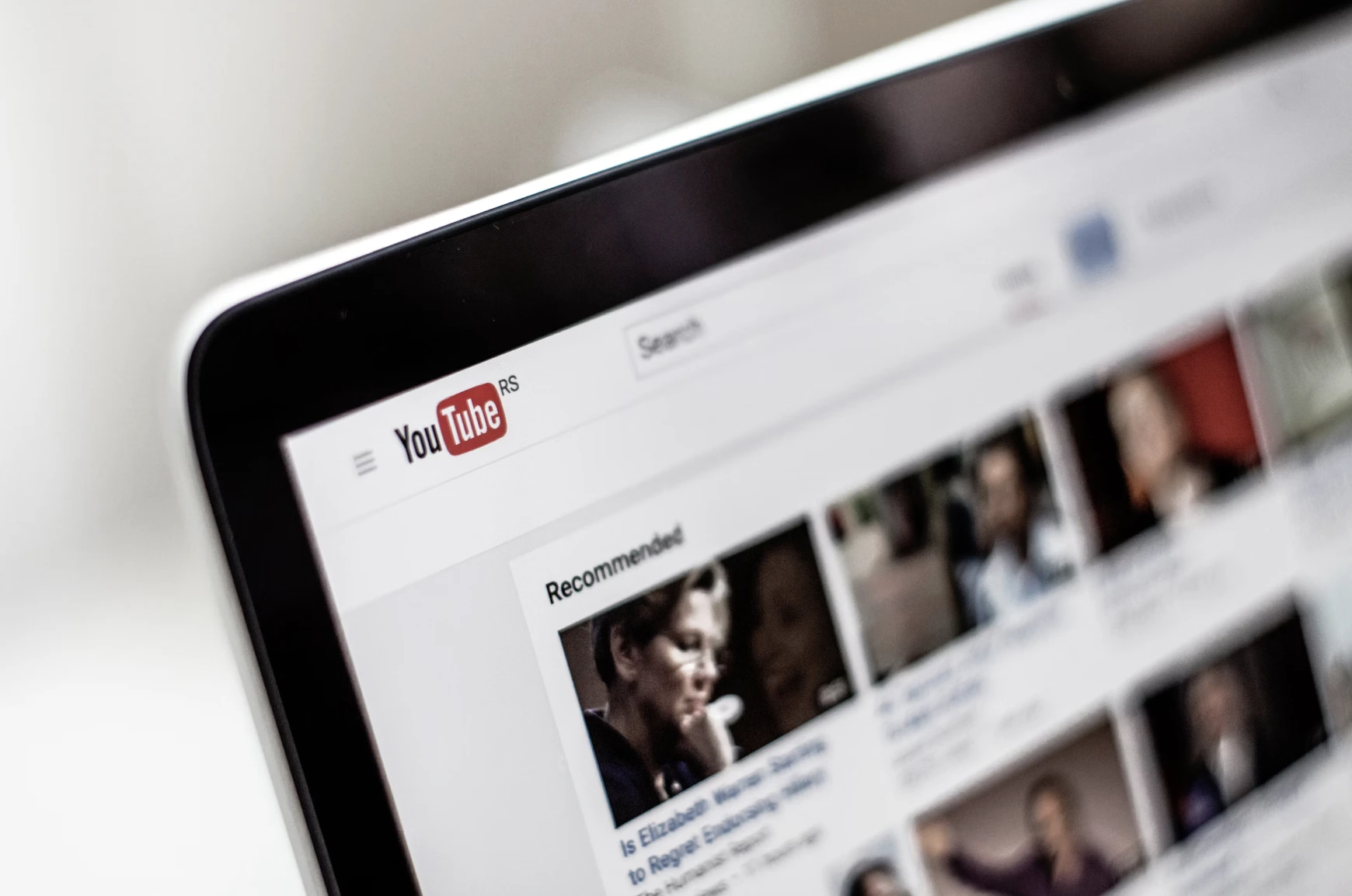Hackeři vydírají YouTubery, aby šířili škodlivý software