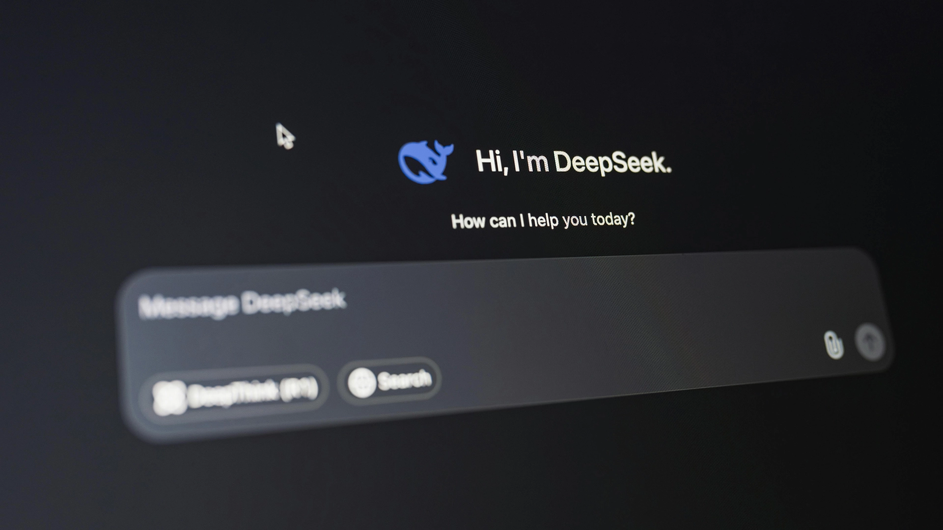 AI DeepSeek se učí myslet sama za sebe
