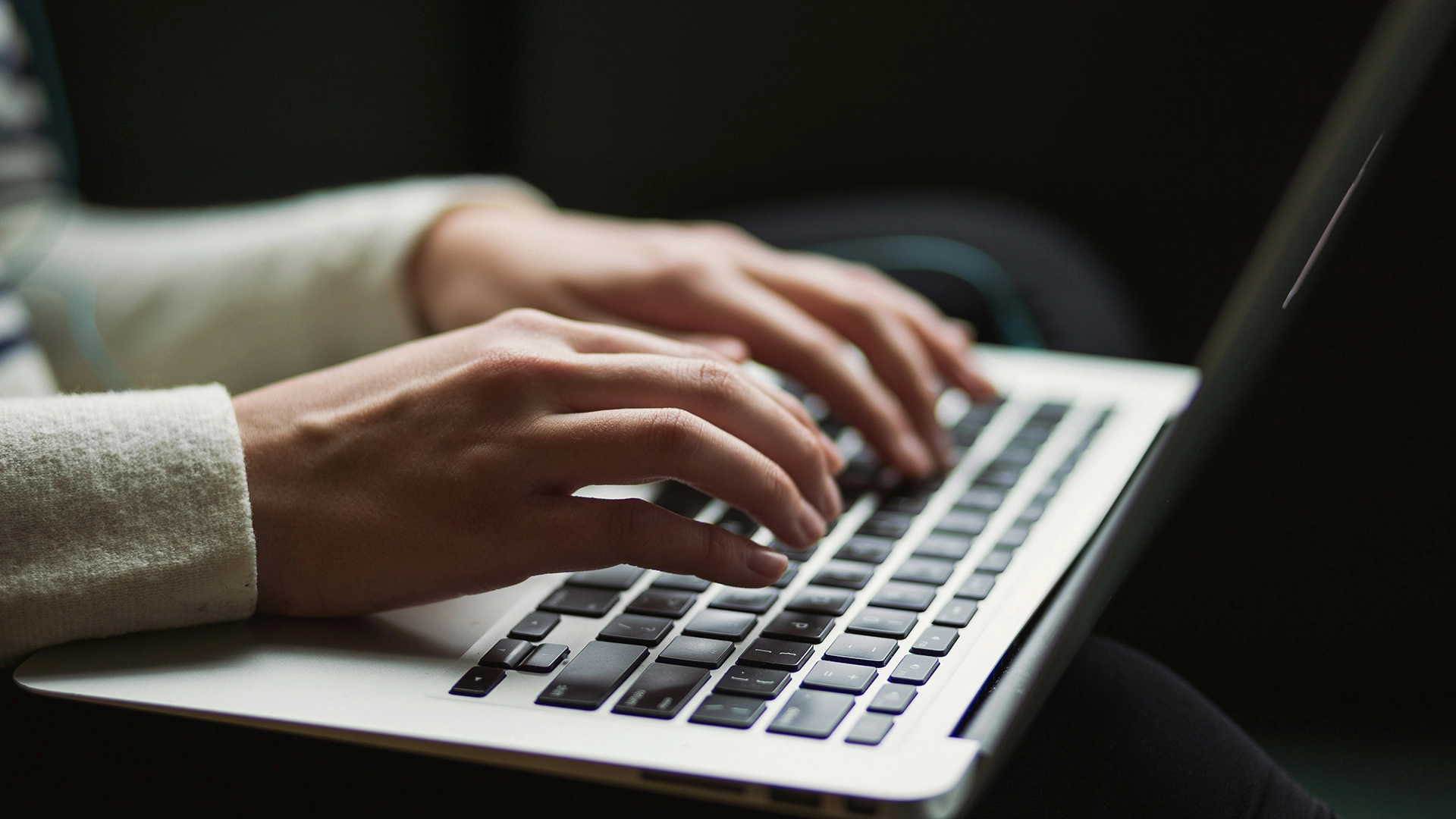 Platforma pro psaní NanoWriMo se chystá ukončit svou činnost kvůli kontroverzím ohledně AI a moderování obsahu