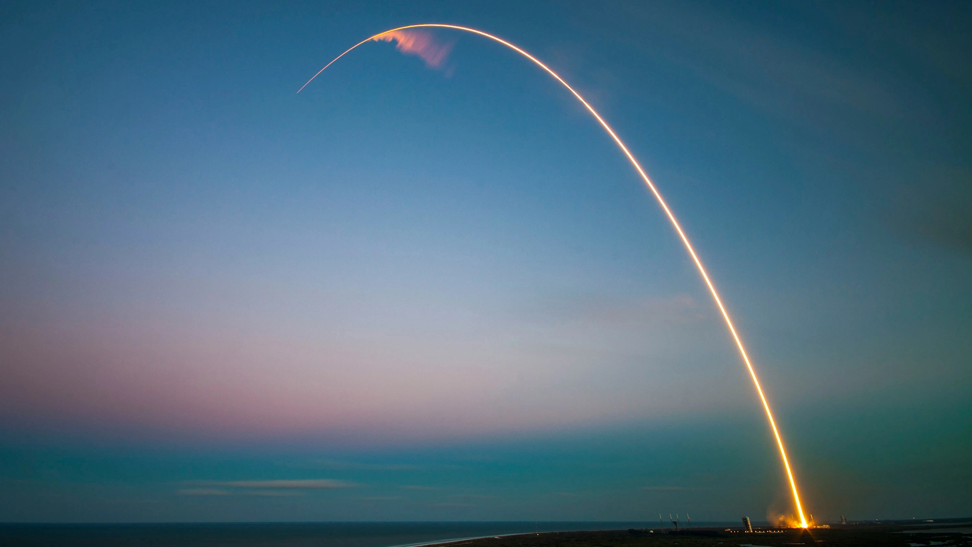 Raketoplán SpaceX Starship exploduje a potřetí v řadě selhává při testovacím letu