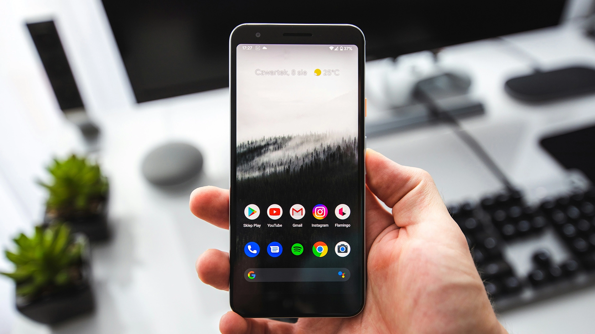 Google uvádí na trh Android 16 a představuje nové funkce poháněné umělou inteligencí